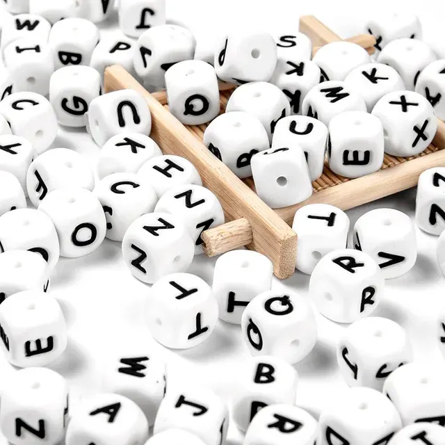 Silikon-Buchstabenperlen 3