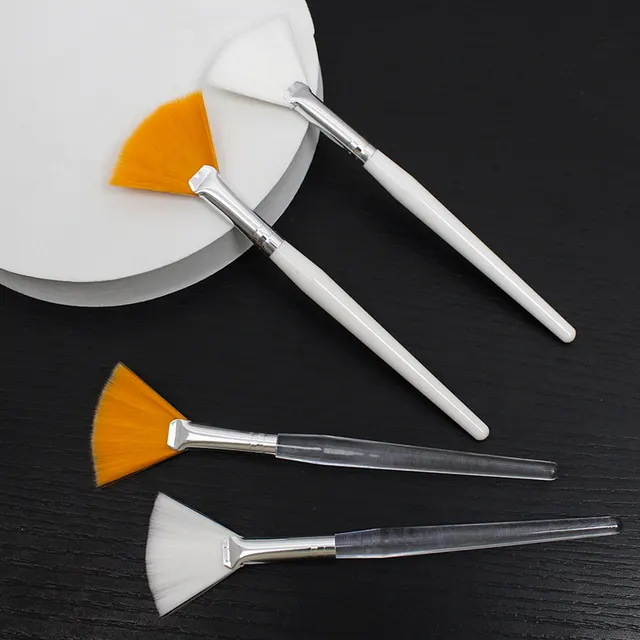 Make-up-Fächerpinsel mit Weinsäure-Finish 4