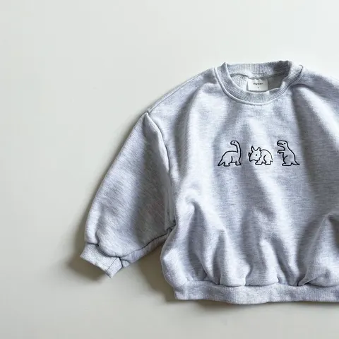 Bestickter Langarmpullover
