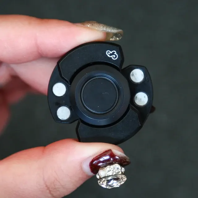 Multimodus Magnet-Fidget-Spinner, Schreibtischspielzeug 4
