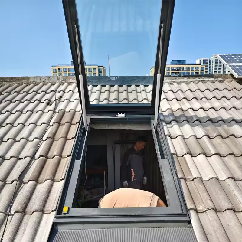Schiebbares Aluminium-Oberlicht mit Lüftung
