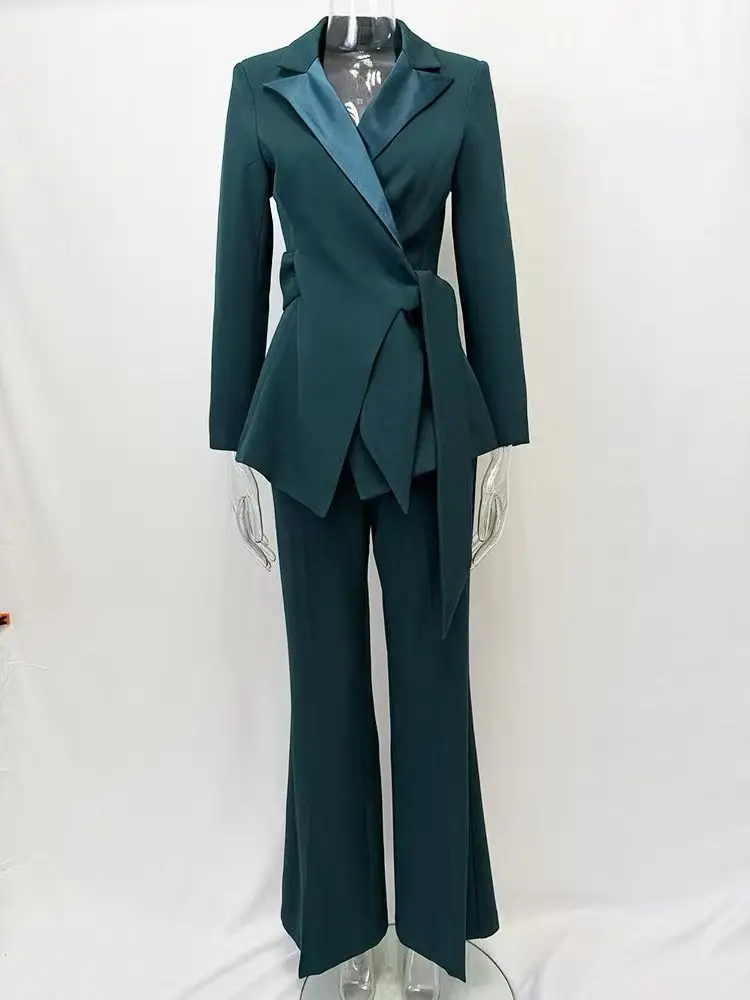 Damen-Blazer-Anzug 3