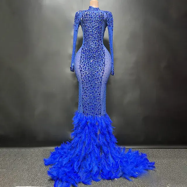 Pailletten-Abendkleid 4