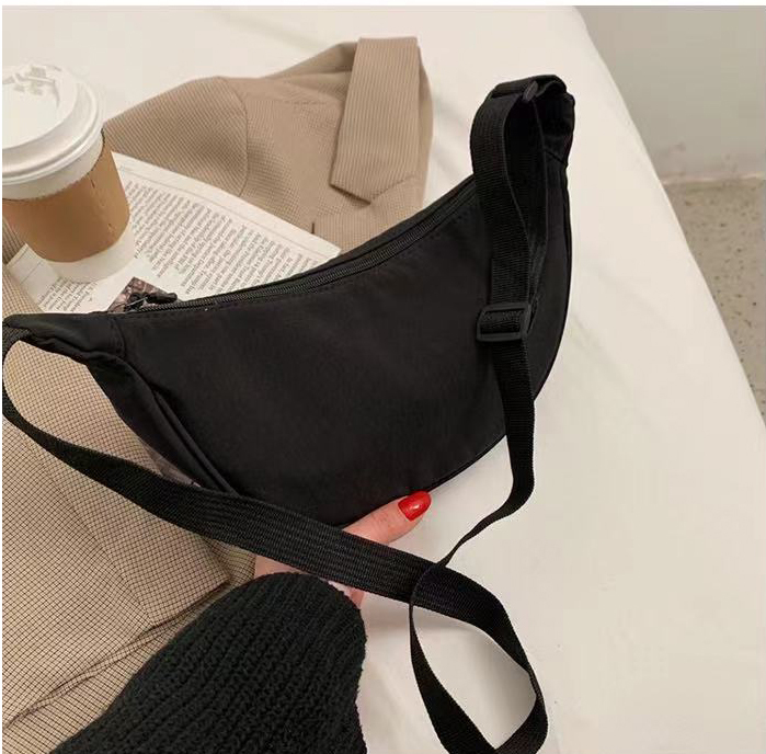 Damen Crossbody Hüfttasche aus Nylon, große Kapazität 2
