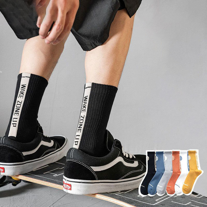 Gestrickte Baumwoll-Crew-Socken für Streetwear 2