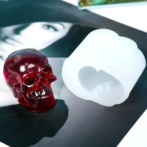 Totenkopf-Harzform