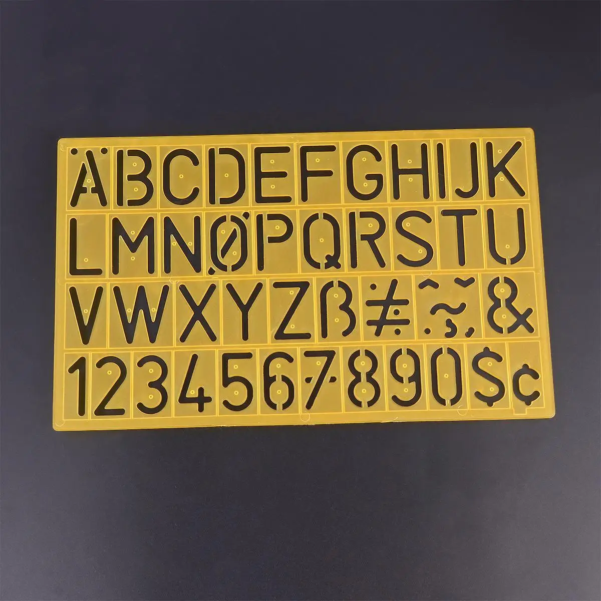 Buchstaben-Schablonen 2
