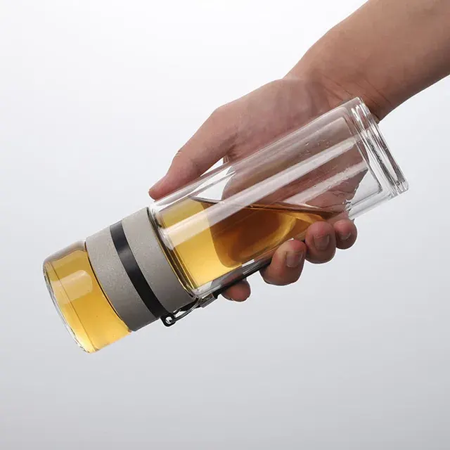 Trinkflasche mit Fruchteinsatz 4