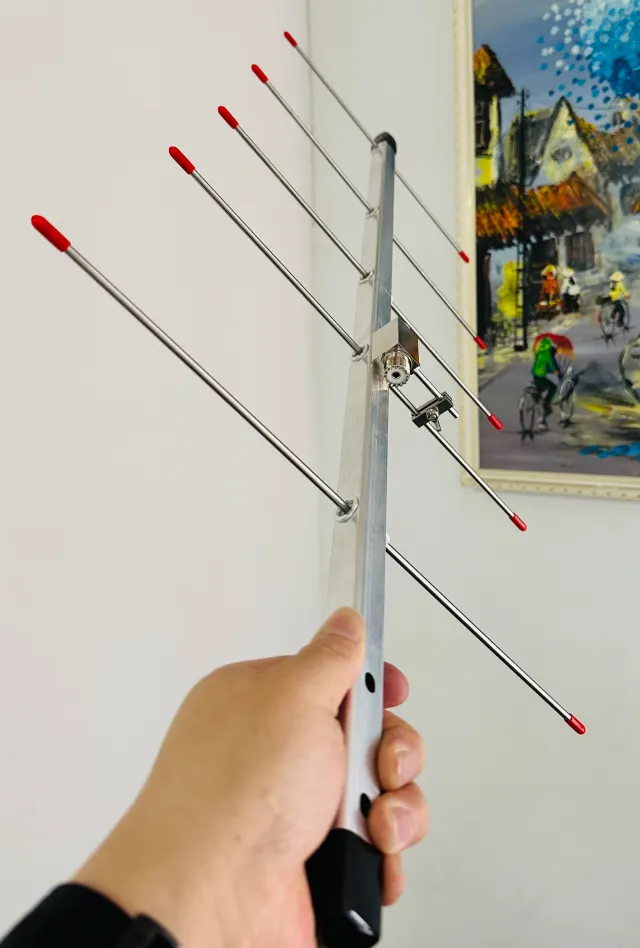 UHF-Yagi-Antenne 3
