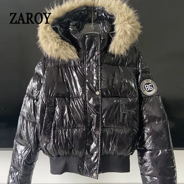 Damen-Kapuzenjacke mit Kunstfell 4
