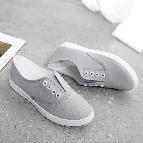 Flache Canvas-Freizeitschuhe mit niedrigem Schaft