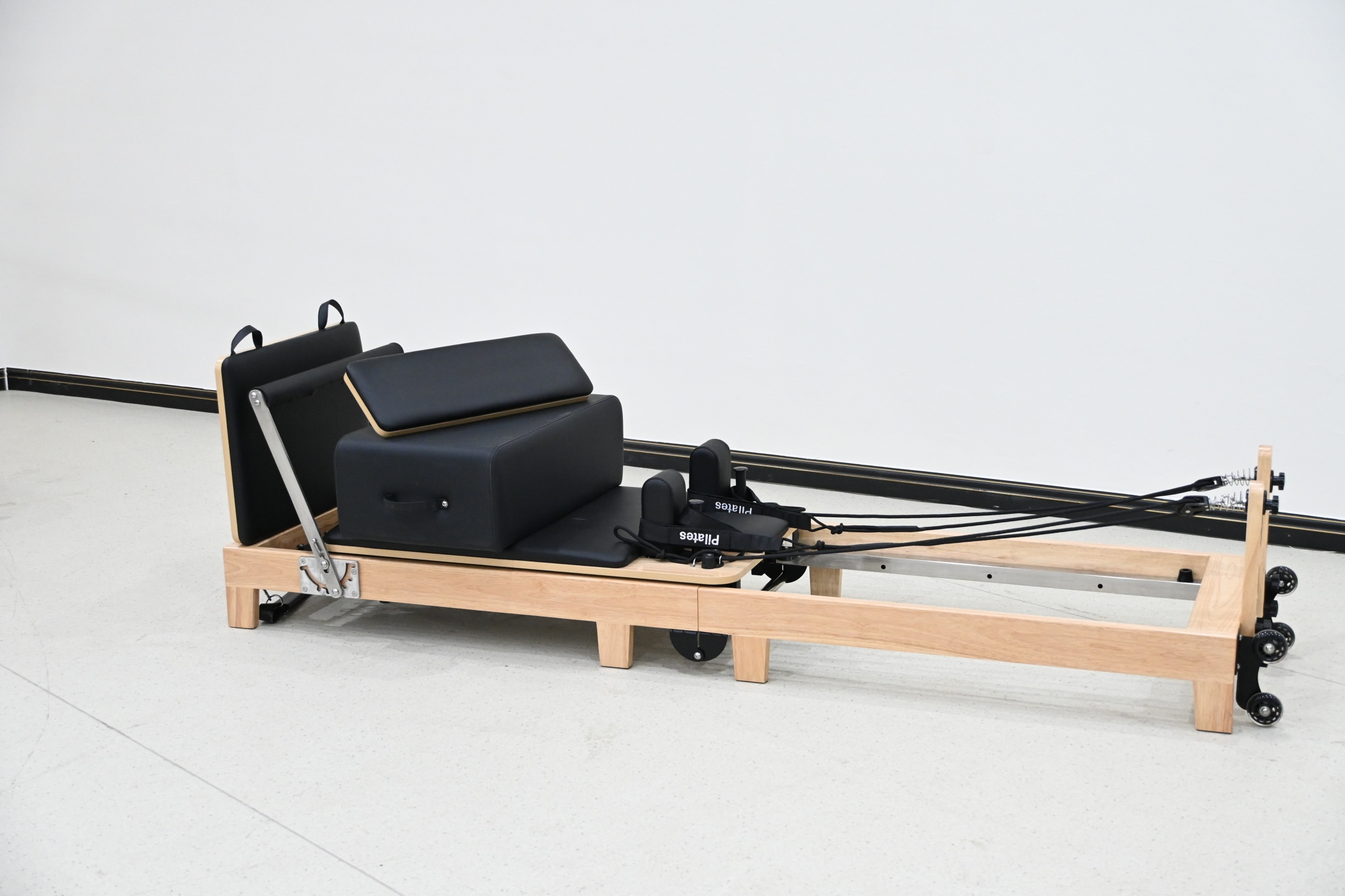 Eichenholz-Pilates-Bett 2