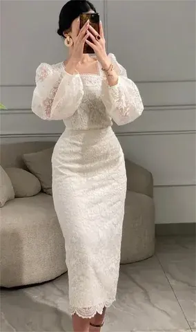 Rüschen-Midikleid
