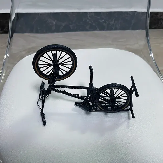 Fahrrad-Modell aus Druckguss 4