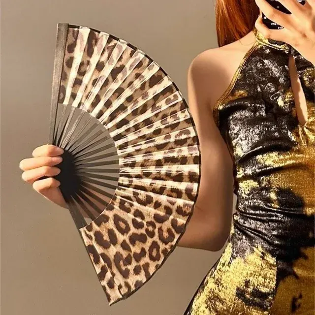 Faltbarer Leoparden-Handfächer im Vintage-Stil 4