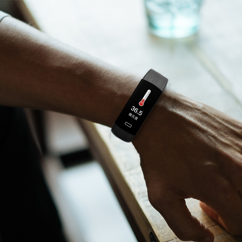 Smartband mit Pulsmesser und Fitness-Tracking 4