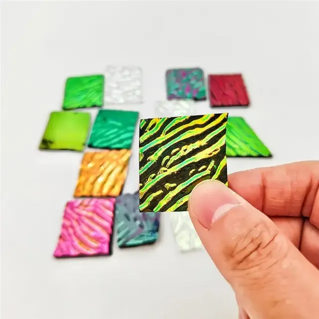 Dichroitisches Schmelzglas 3