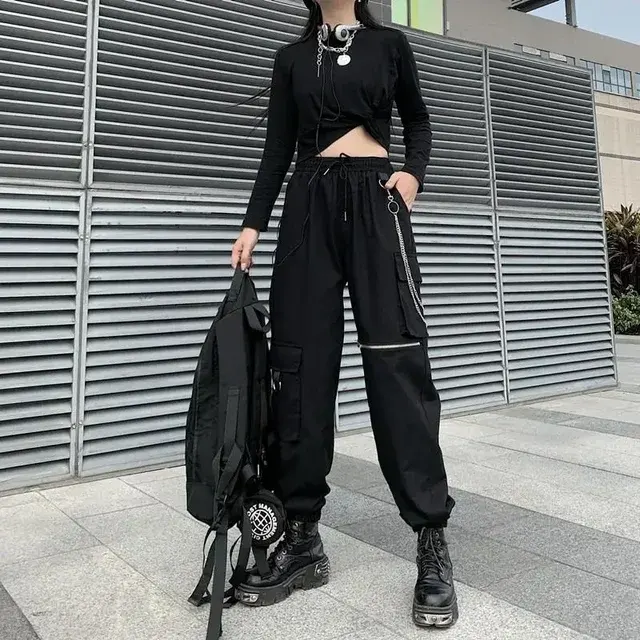 Gothic-Cargohose 2