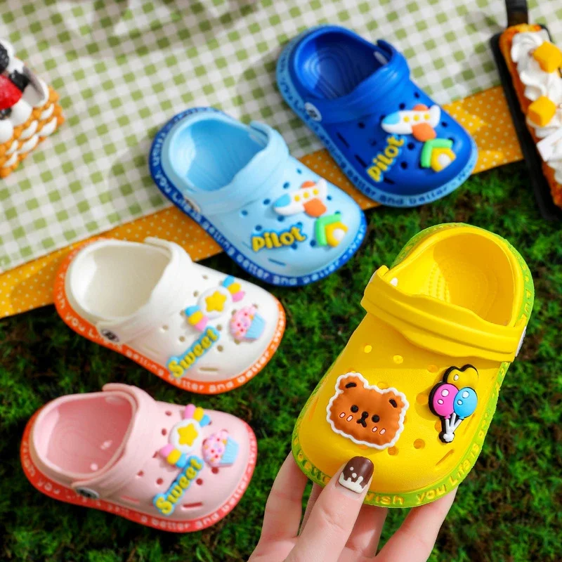 Kindersandalen Mit Cartoon-Motiv 2