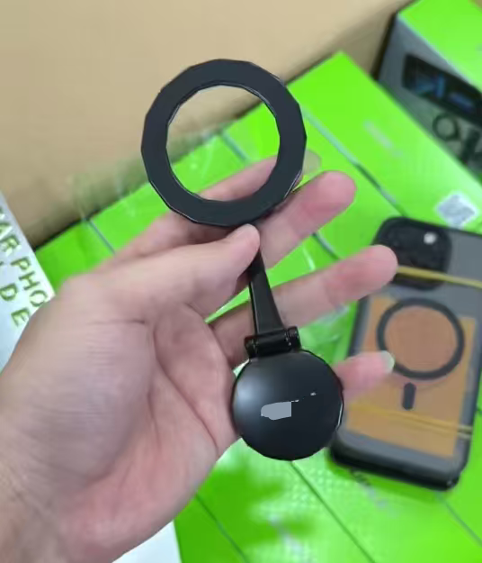 Magnetische KFZ-Handyhalterung MagSafe Armaturenbrett 2