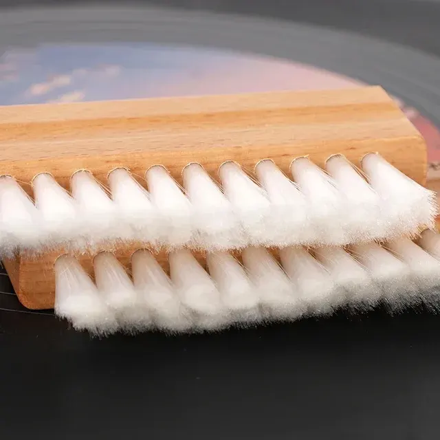Schallplatten-Reinigungsbürste 2