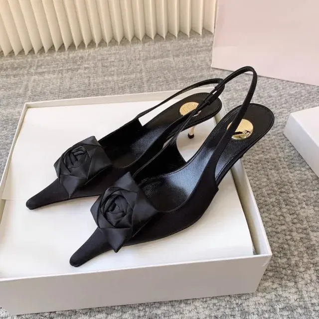 Damen-Flachsandalen 3
