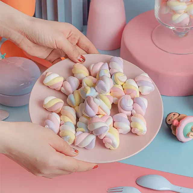 Deko-Zuckerwatte-Attrappe 2