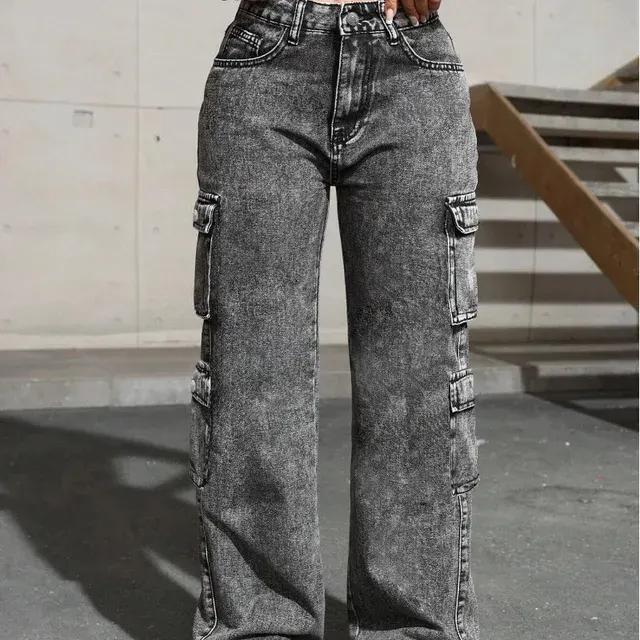 High-Waist-Cargojeans 3