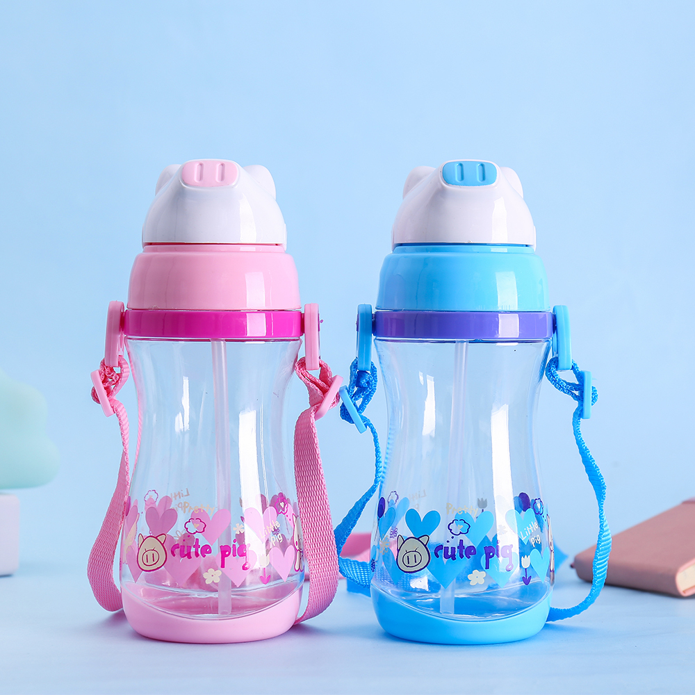 Kunststoff-Kinderflasche mit Strohhalm Cartoon 2