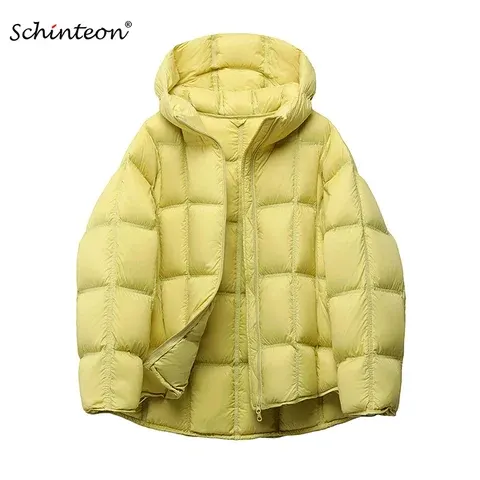 Daunenjacke mit Kapuze