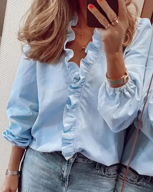 Damenbluse mit Rüschen 2