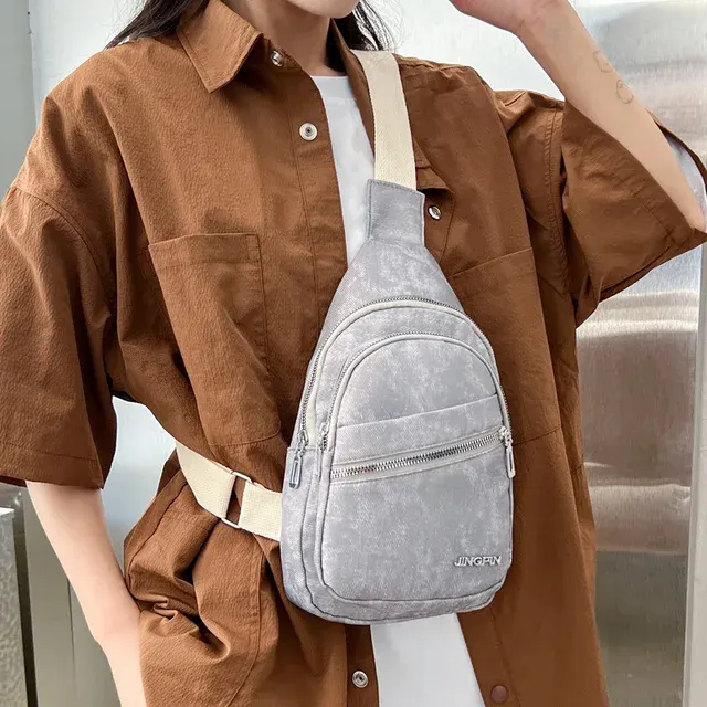 Leder-Brusttasche 3