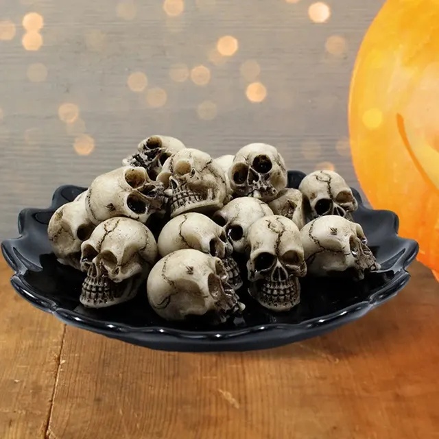 Mini-Totenkopf-Figur 4