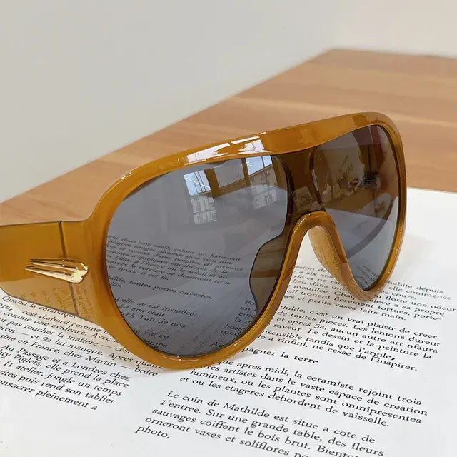 Einteilige Sonnenbrille 3