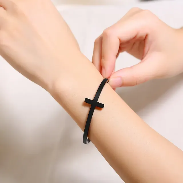 Kreuz-Manschettenarmband 4