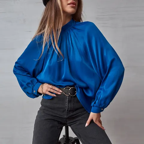 Stehkragenbluse