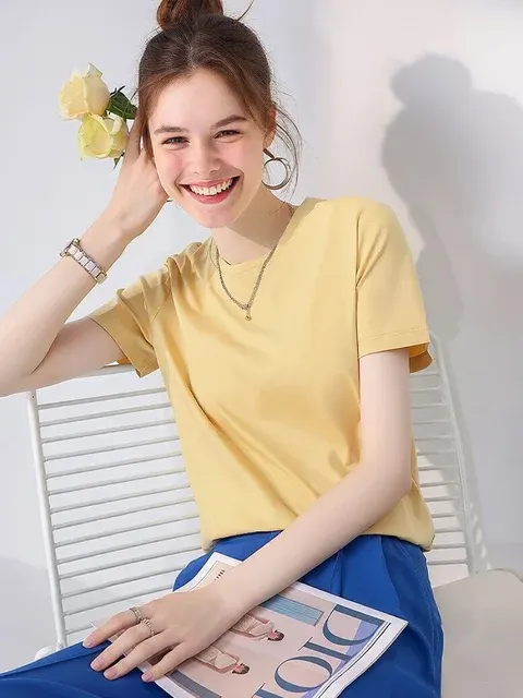 Basic T-Shirt 2