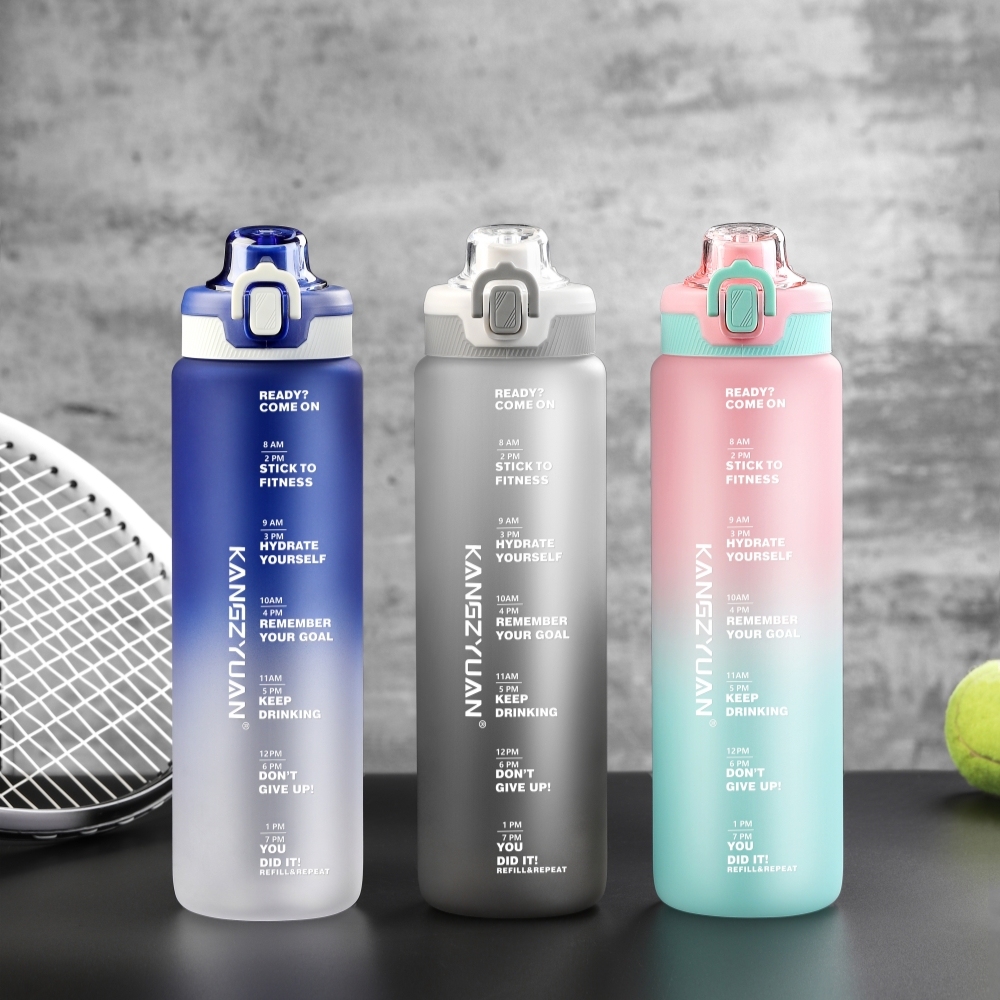 Auslaufsichere Sportflasche 950ml mit Strohhalm