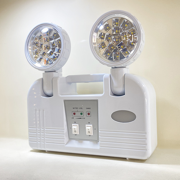 Wiederaufladbare LED-Notleuchte 180lm 3