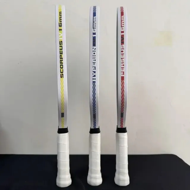 Carbonfaser Pickleball-Schläger mit rutschfestem Griff 2