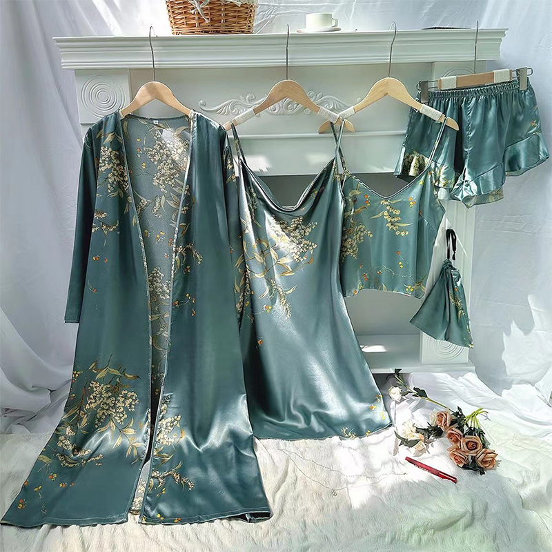 Luxuriöses 5-teiliges Seiden-Nachtwäsche-Set mit Robe 2