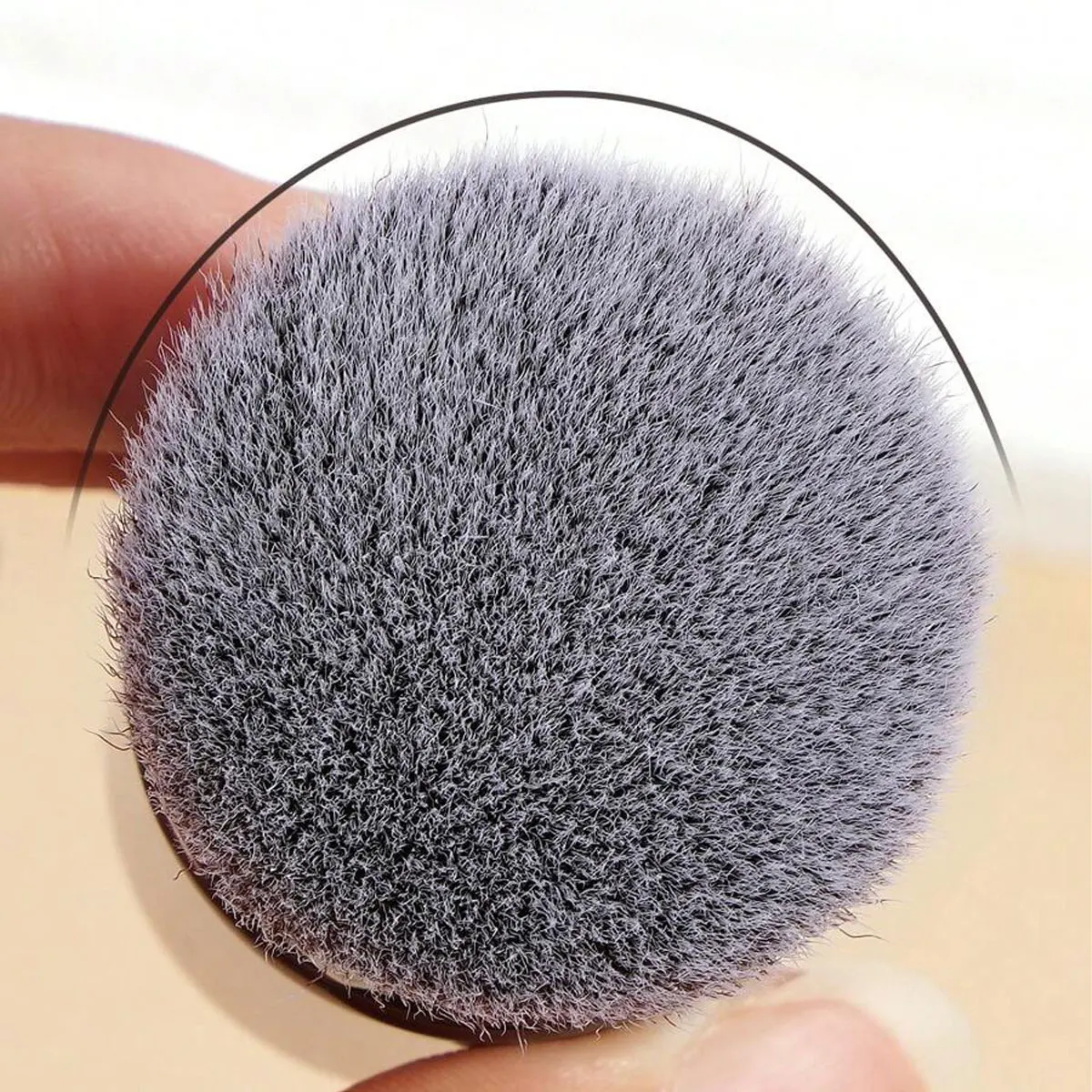 Einziehbarer Make-up-Pinsel 3