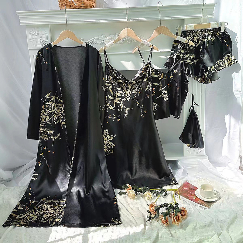 Luxuriöses 5-teiliges Seiden-Nachtwäsche-Set mit Robe 3
