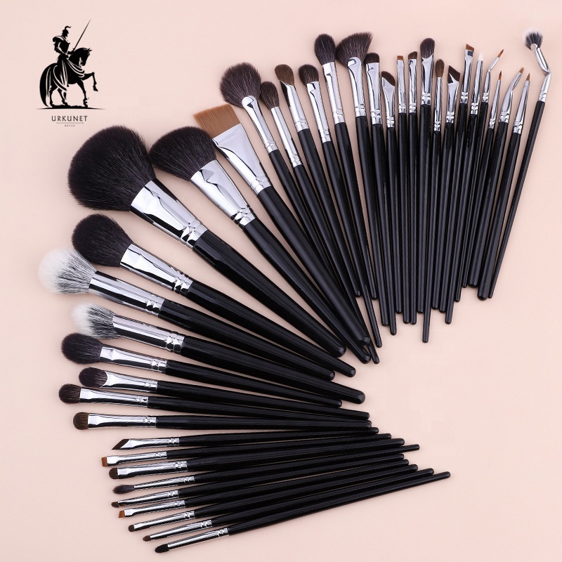 Profi-Make-up-Pinselset aus Ziegenhaar, 45-teilig